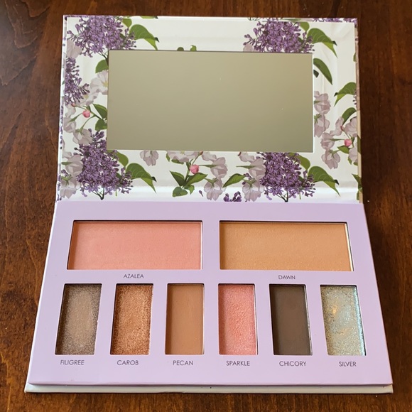 Seraphine Botanicals Sakura + Sage Palette - Picture 2 of 2